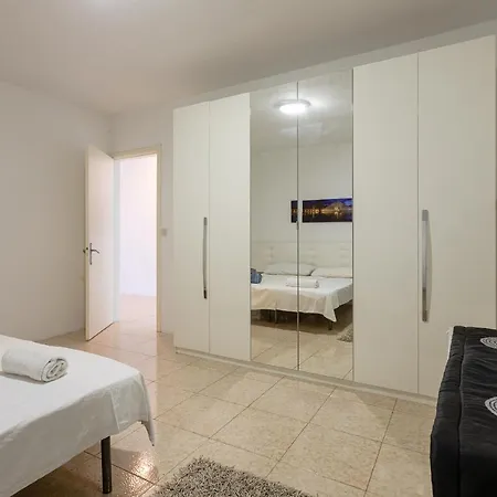 Spinola Bay Sea View Apartman *